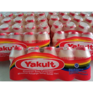 Minuman Yakult Merah